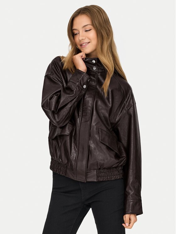 Only Яке от имитация на кожа Julia 15373024 Loose Fit