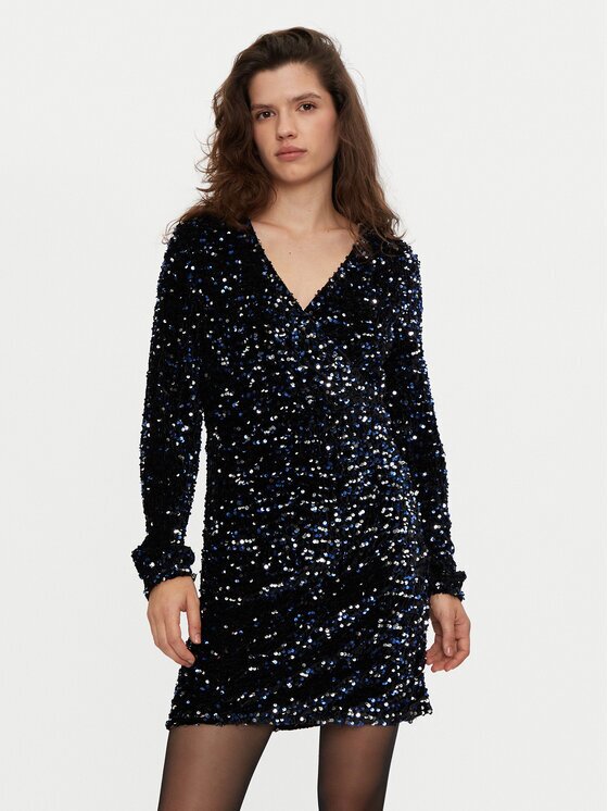 Pieces Коктейлна рокля 17133626 Slim Fit