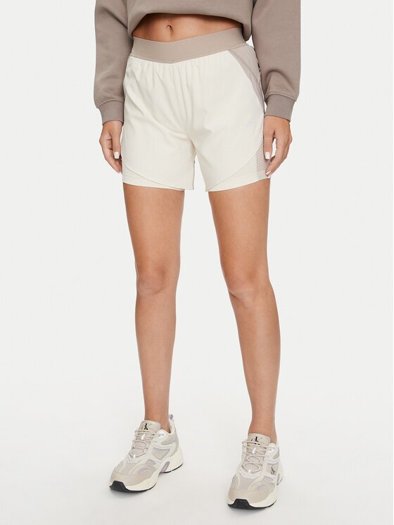 Reebok Спортни шорти Running 2 in 1 Short 100076065 Бежов Slim Fit
