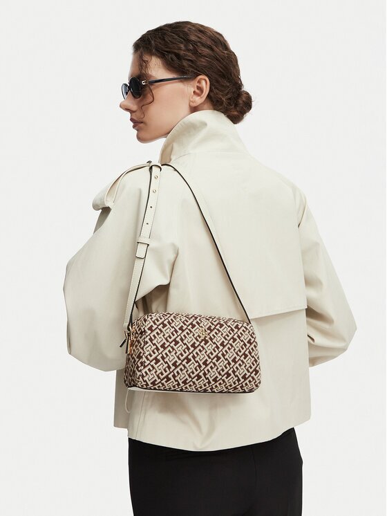 Tommy Hilfiger Дамска чанта Th Grace Camera Bag Jacquard AW0AW18864