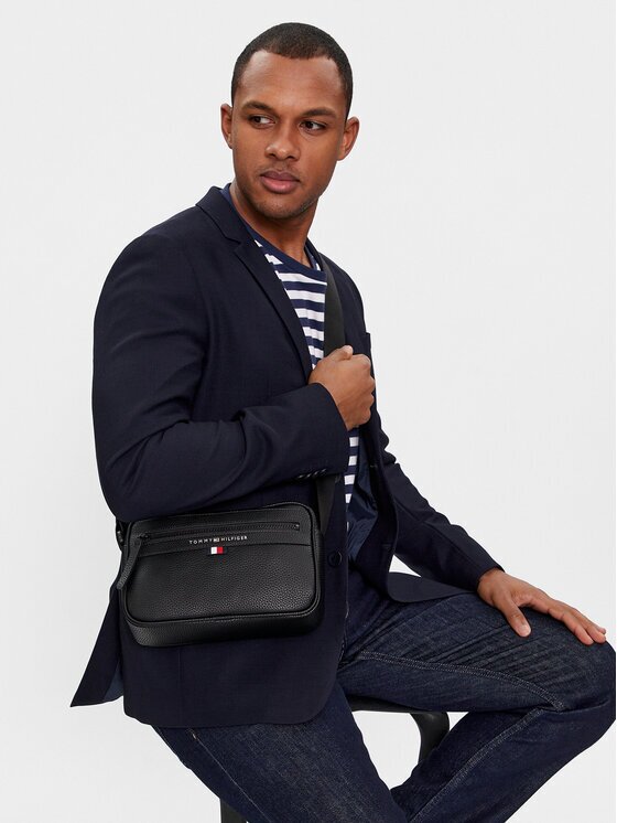 Tommy Hilfiger Мъжка чантичка Essential Pu Ew Reporter AM0AM12093