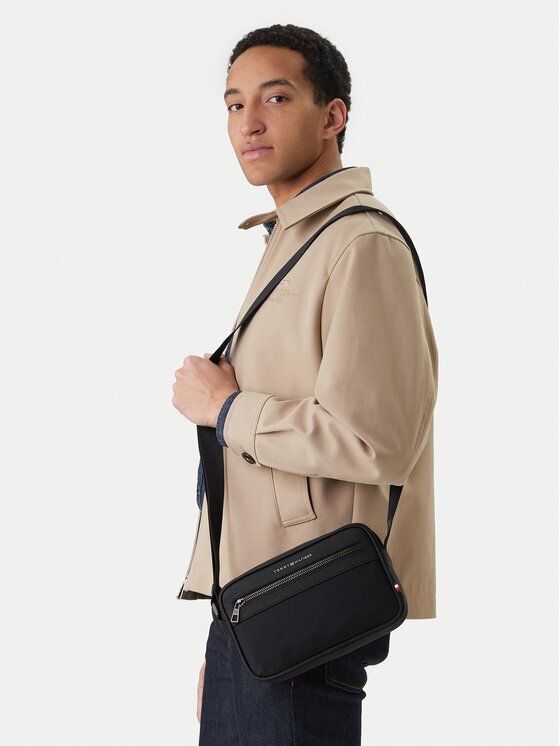 Tommy Hilfiger Мъжка чантичка Th Repreve Ew Reporter AM0AM14152