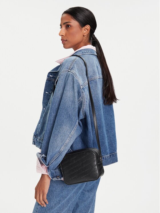 Tommy Jeans Дамска чанта Tjw Must Aop Camera Bag AW0AW17865