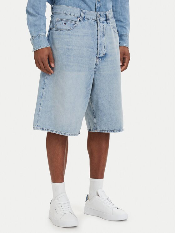 Tommy Jeans Дънкови шорти Theo DM0DM23007 Loose Fit