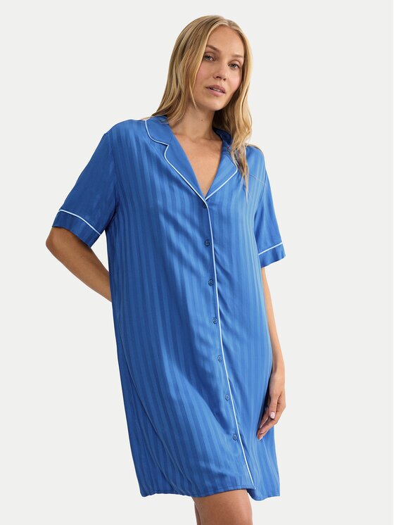 Triumph Нощница Amourette Jacquard 10227274 Relaxed Fit