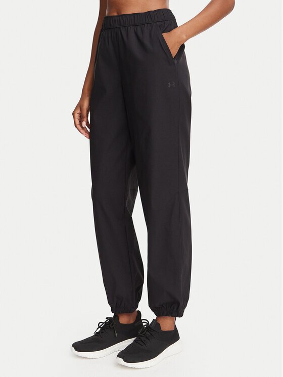 Under Armour Долнище анцуг Unstoppable 6011400 Regular Fit