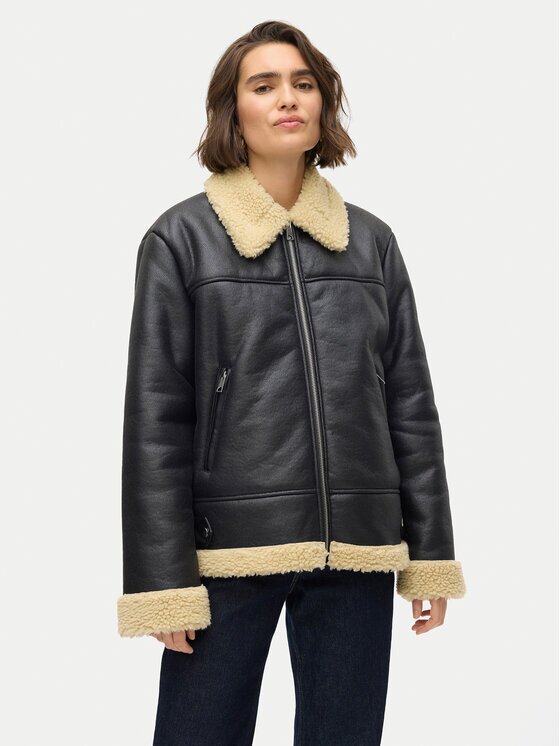 Vero Moda Яке от имитация на кожа Kay 10310165 Regular Fit