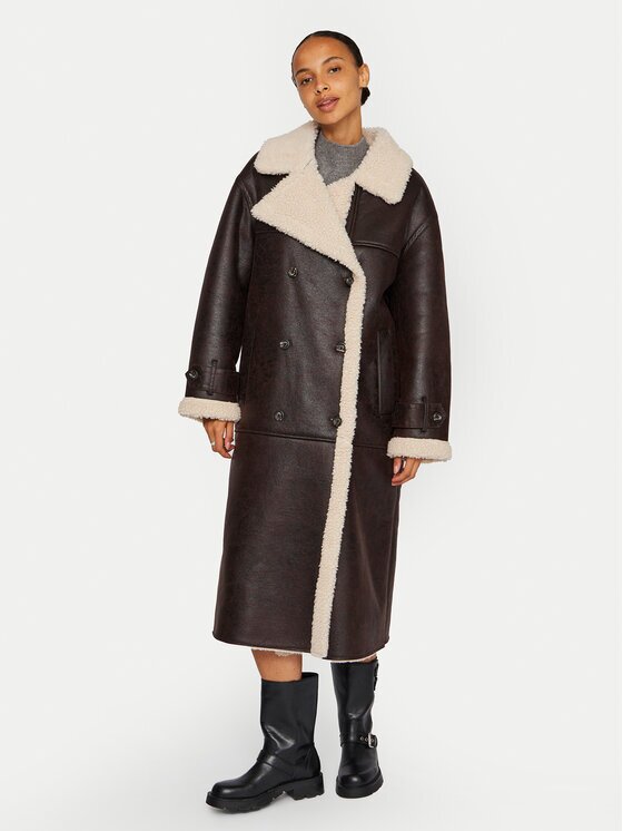 Vila Кожух Risi 14097991 Relaxed Fit