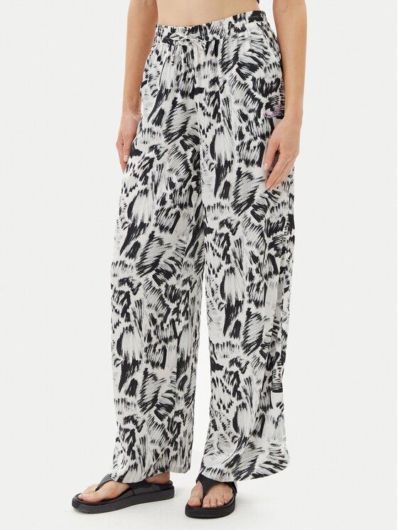 Volcom Текстилни панталони Alix B1212504 Relaxed Fit