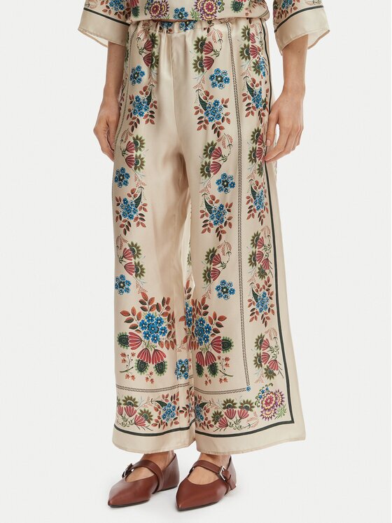Weekend Max Mara Панталони тип кюлоти Snack 2615131032 Relaxed Fit